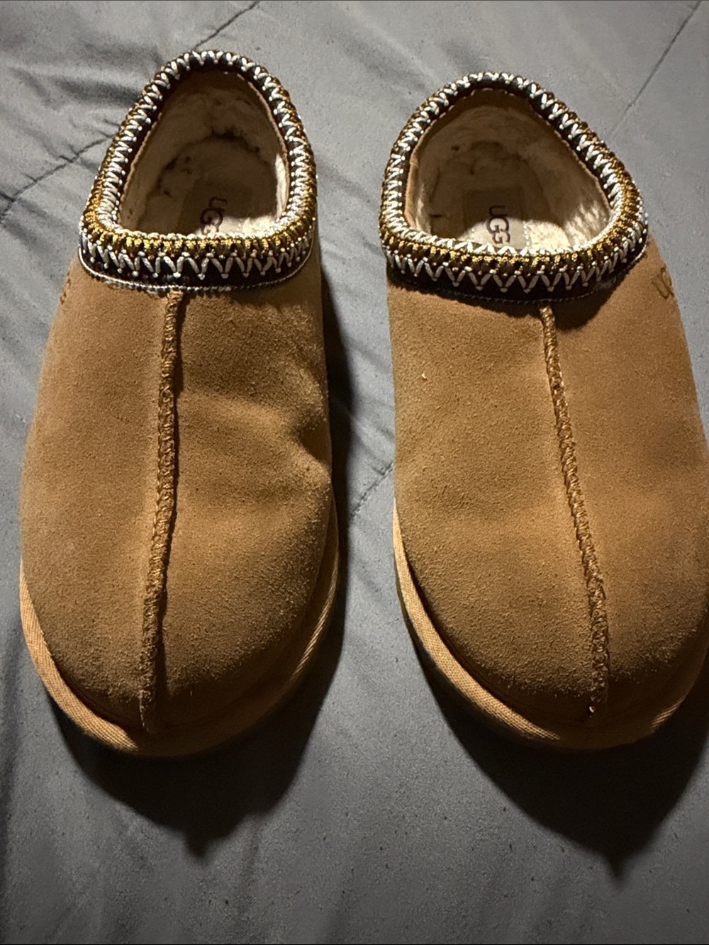 UGG Kids Chestnut Suede Slip-On Slippers with Trim